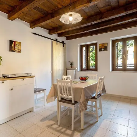 Casa Dal Vecio Carli Apartamento SantʼAmbrogio di Valpolicella